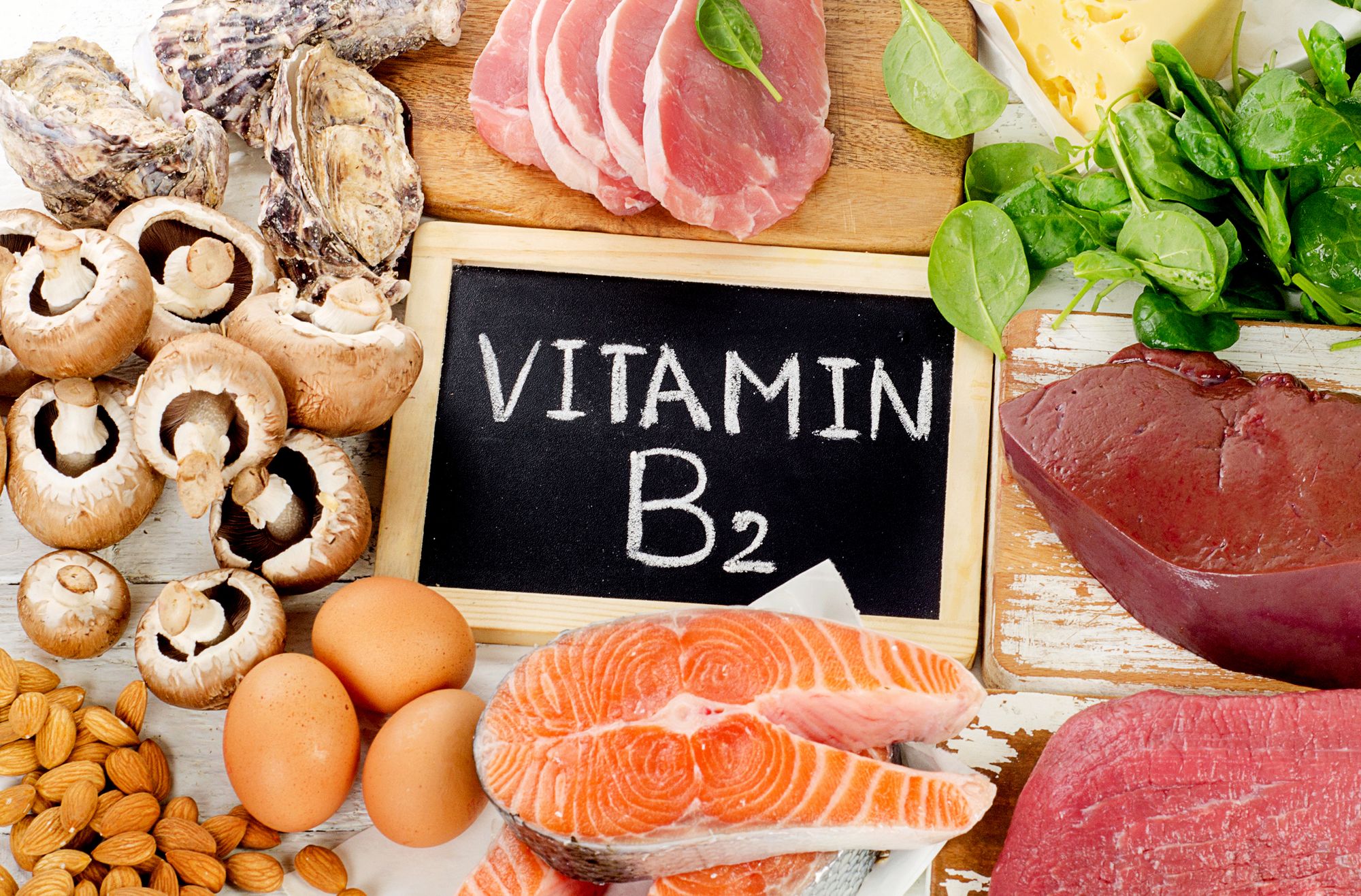 Продукты с витамином в 2. Витамин б2 рибофлавин. Витамины группы b2. Рибофлавин, или витамин в2. Витамин в6 рибофлавин.