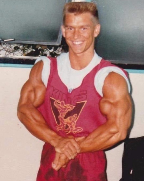 РњРѕР»РѕРґРѕР№ Lee Priest