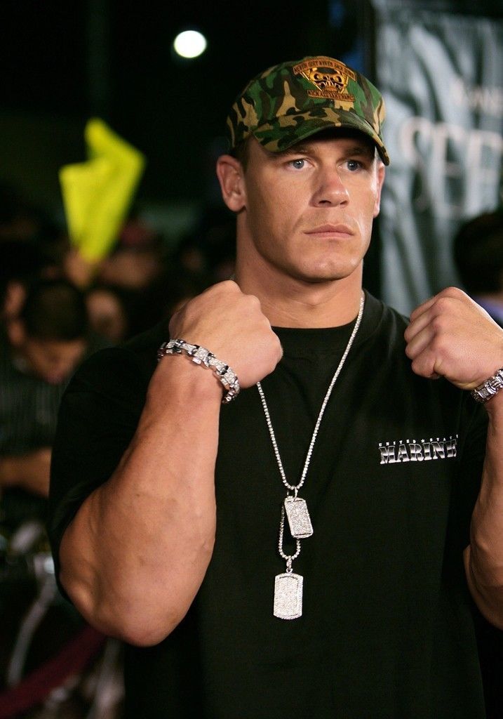 Какой джон сина. Джон сина. Джон сина Рестлер. John cena 2006. John cena 2015.